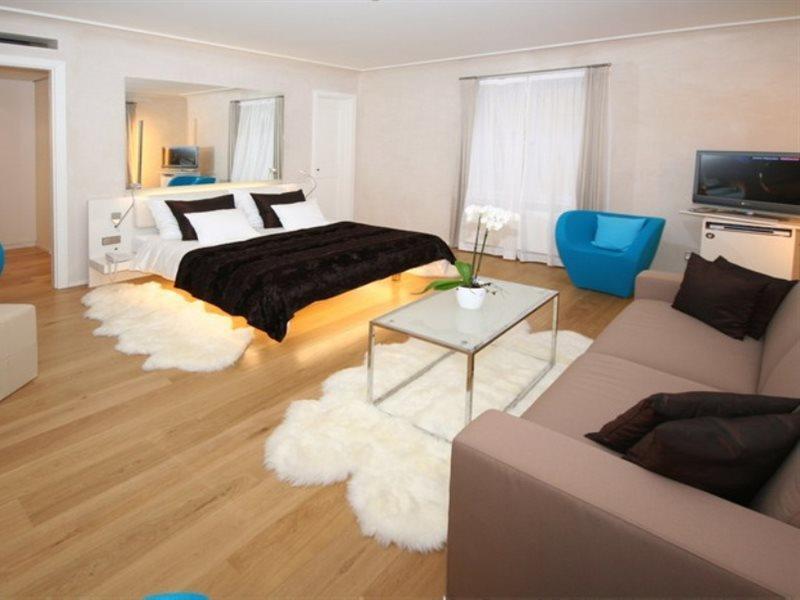 Three Storks 5* Prag
